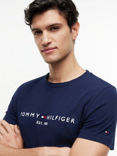 Carica l'immagine nel visualizzatore di Gallery, T-Shirt Tommy Hilfiger XXS