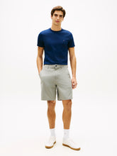 Carica l'immagine nel visualizzatore di Gallery, Bermuda Tommy Hilfiger 28