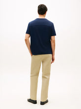 Carica l'immagine nel visualizzatore di Gallery, T-Shirt Tommy Hilfiger XXS