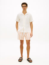 Carica l'immagine nel visualizzatore di Gallery, Camicia Tommy Hilfiger XXS