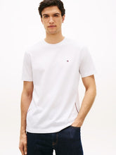 Carica l'immagine nel visualizzatore di Gallery, T-Shirt  Tommy Hilfiger XXS
