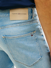 Carica l'immagine nel visualizzatore di Gallery, Bermuda Tommy Hilfiger 28

